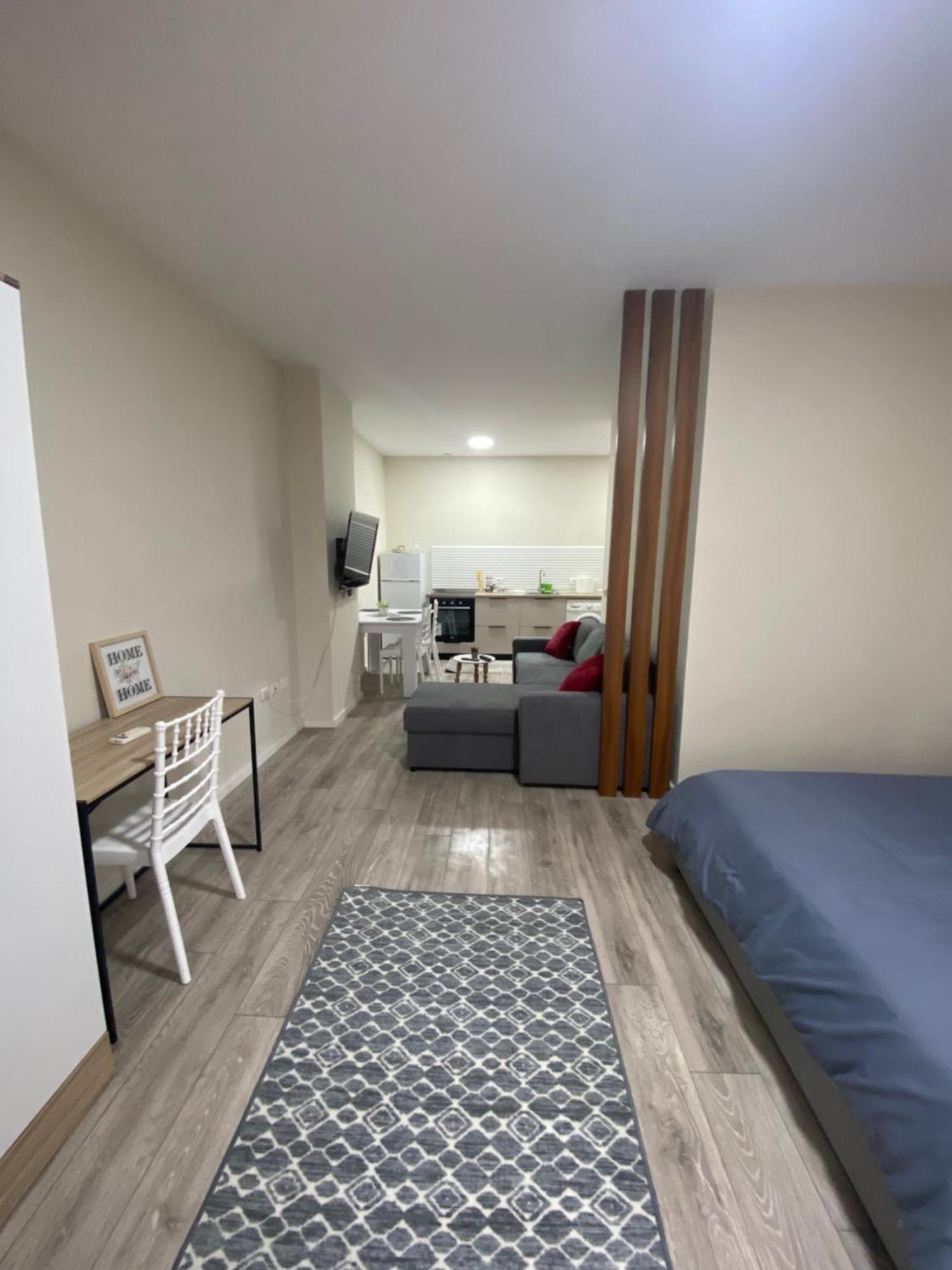 Chlo Apartment 5 Tirane Bagian luar foto